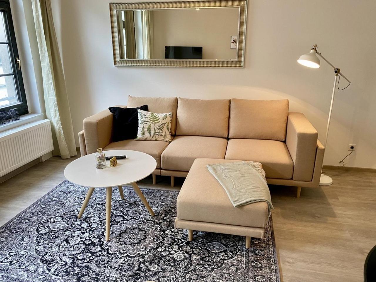 Discovair - Eisenach Karl14 - Vollausgestattete Apartments Mit Netflix In Der Fussgaengerzone الغرفة الصورة