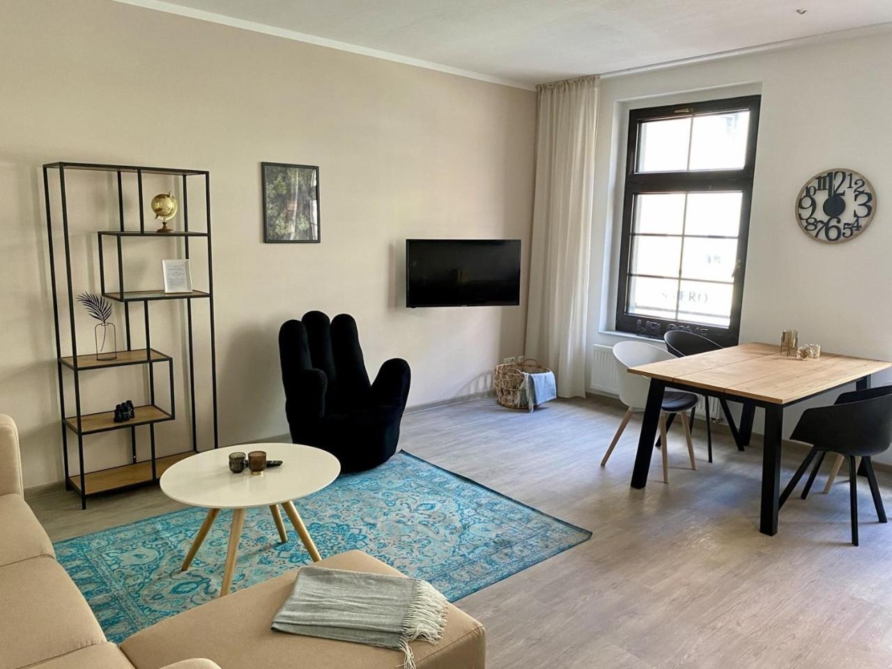 Discovair - Eisenach Karl14 - Vollausgestattete Apartments Mit Netflix In Der Fussgaengerzone الغرفة الصورة