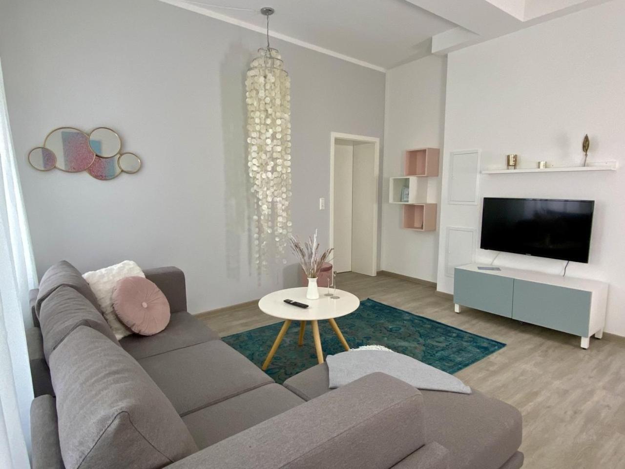 Discovair - Eisenach Karl14 - Vollausgestattete Apartments Mit Netflix In Der Fussgaengerzone الغرفة الصورة