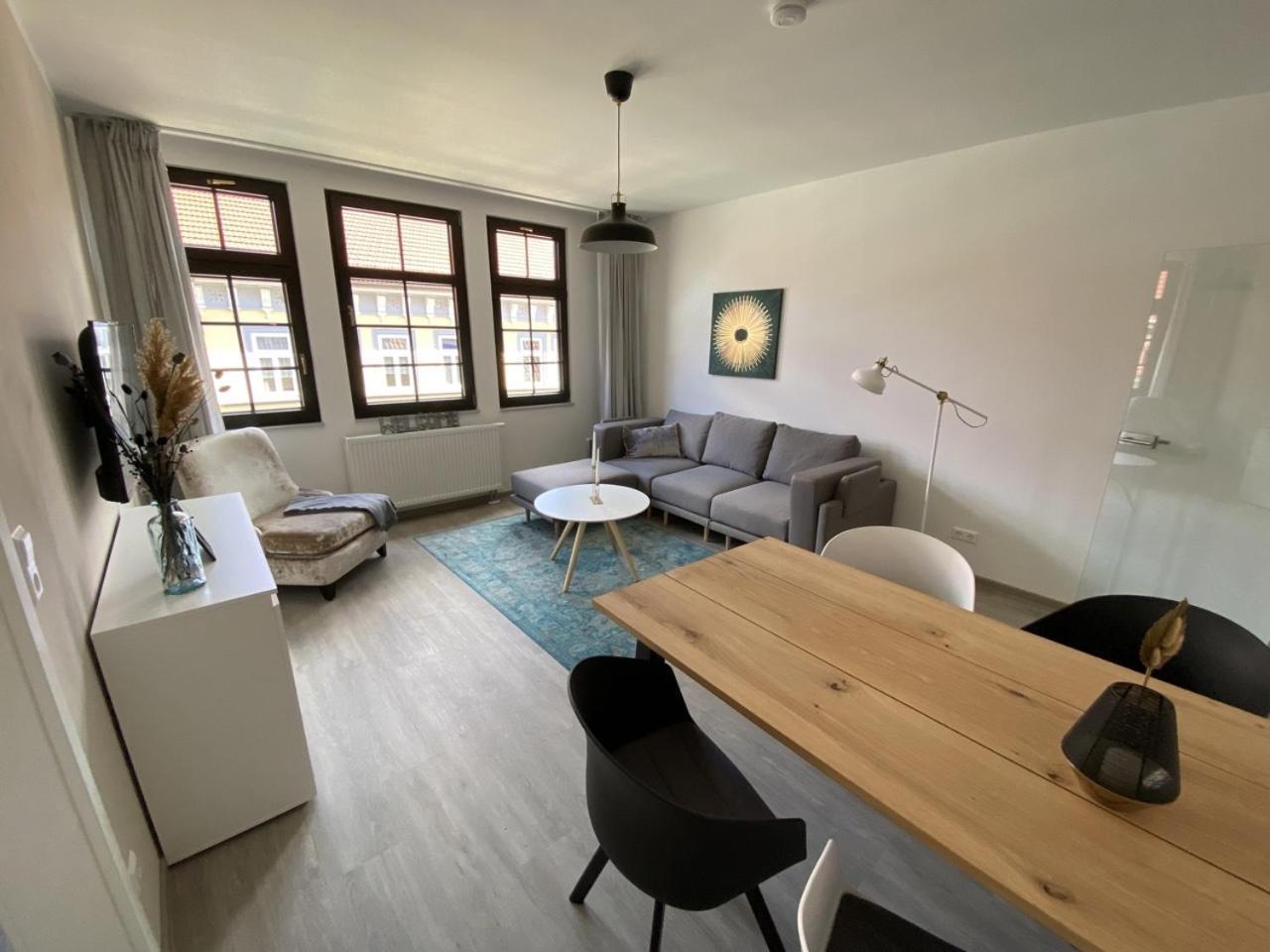Discovair - Eisenach Karl14 - Vollausgestattete Apartments Mit Netflix In Der Fussgaengerzone الغرفة الصورة
