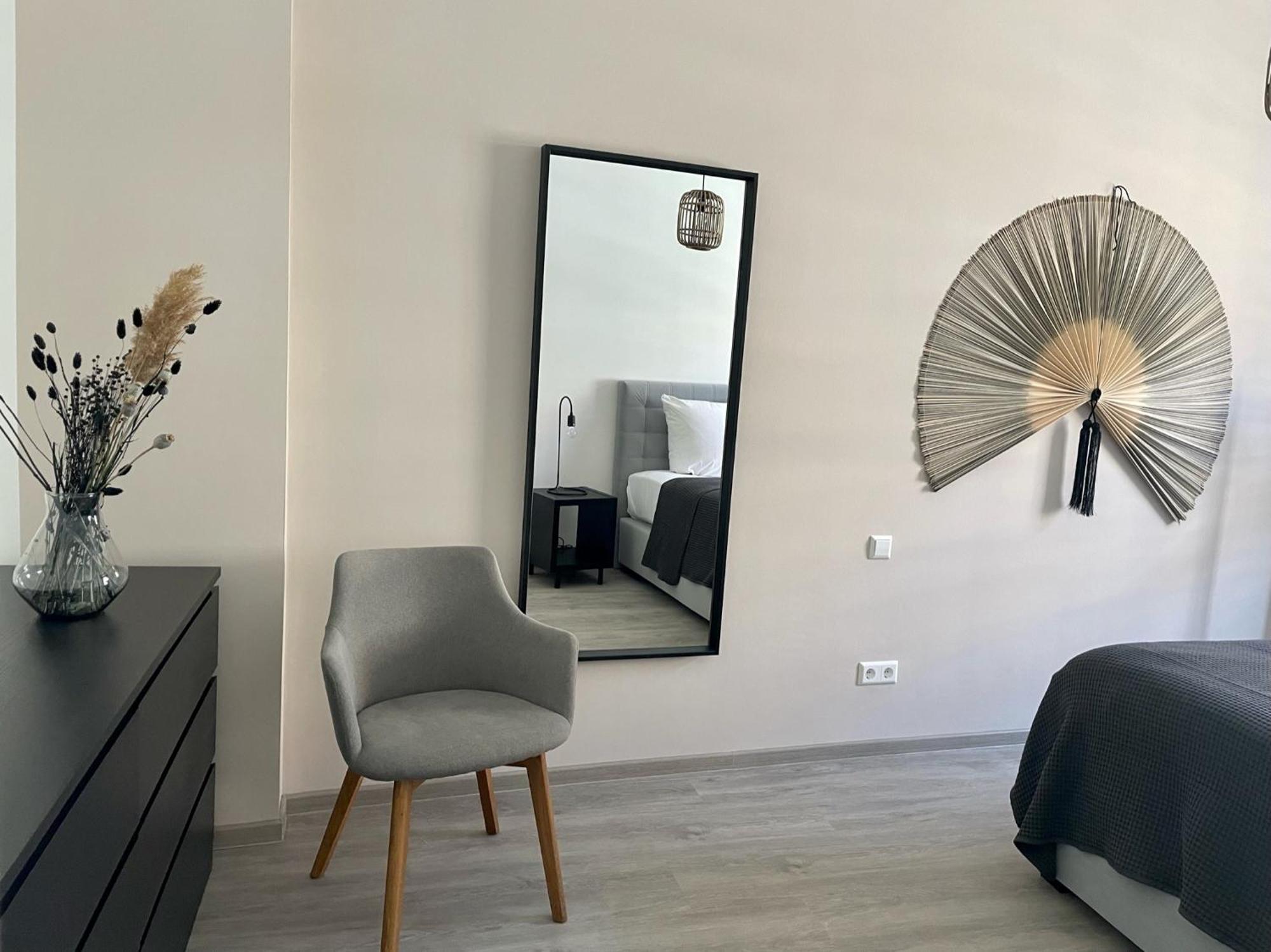 Discovair - Eisenach Karl14 - Vollausgestattete Apartments Mit Netflix In Der Fussgaengerzone الغرفة الصورة